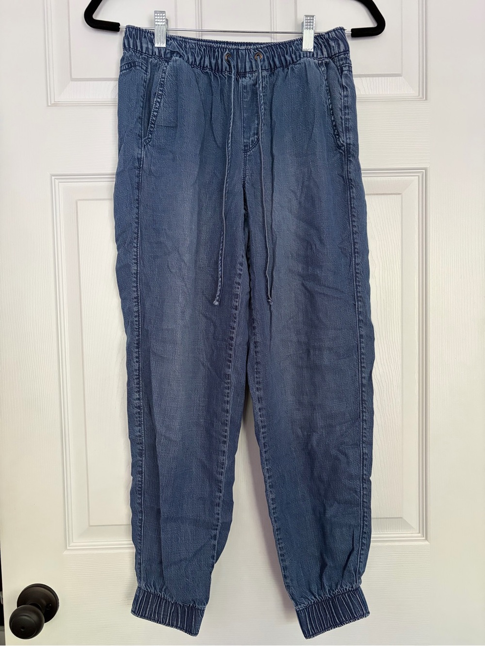 Nine West Women’s Relaxed Denim Jogger Jeans